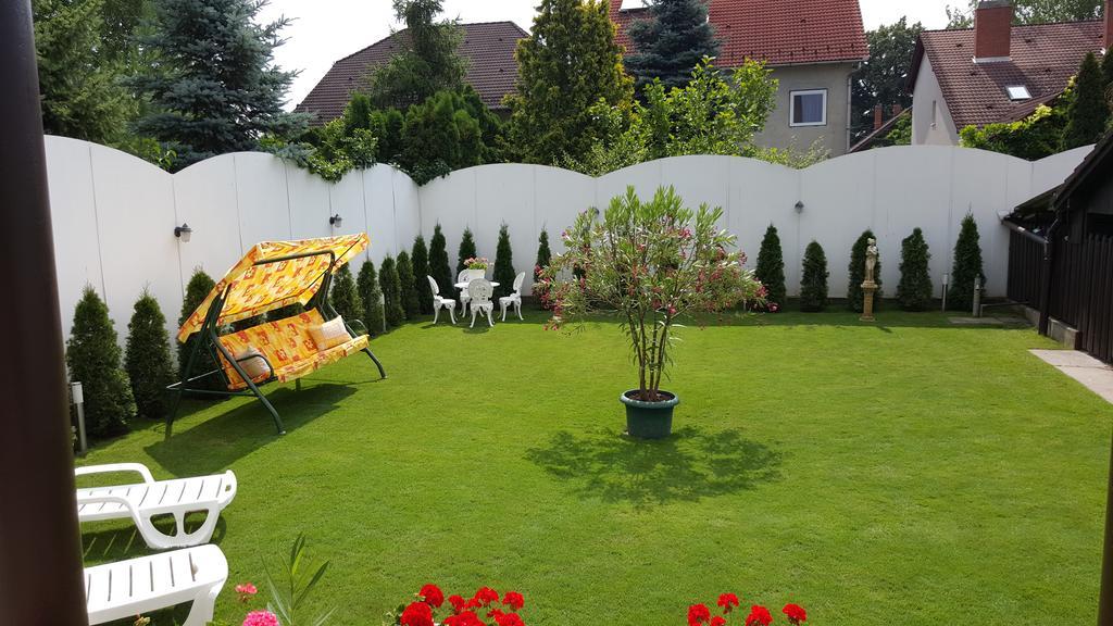 Anna Vendeghaz Bed & Breakfast Szeged Exterior photo